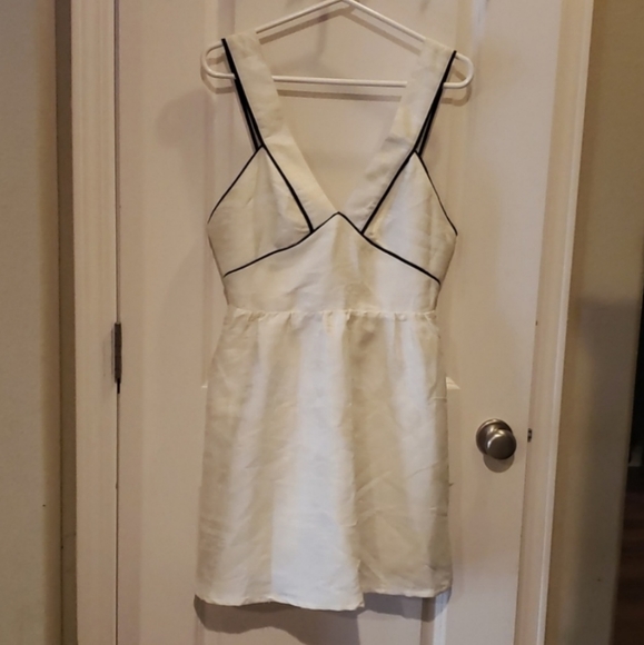 H&M Jacquard Weave Dress in Ivory 10 NWT - Picture 2 of 5